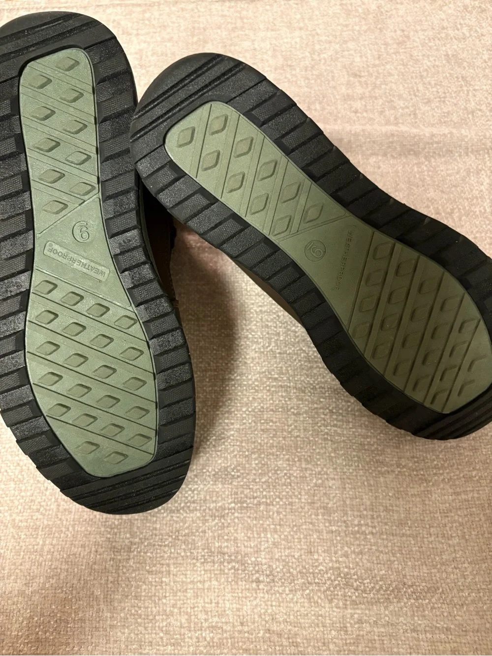 Weatherproof sturdy lace